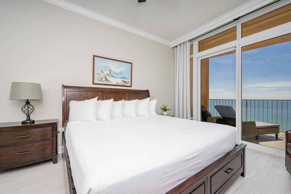 Phoenix Gulf Towers 1007 3 Bedroom Condo