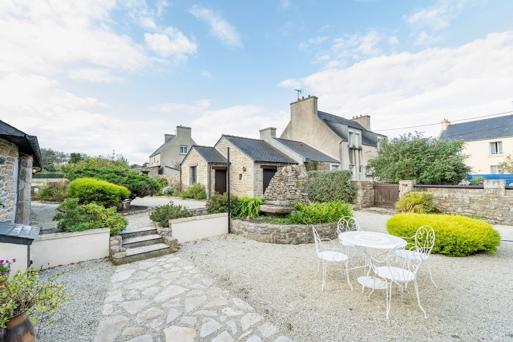 Charming Breton House Near the sea