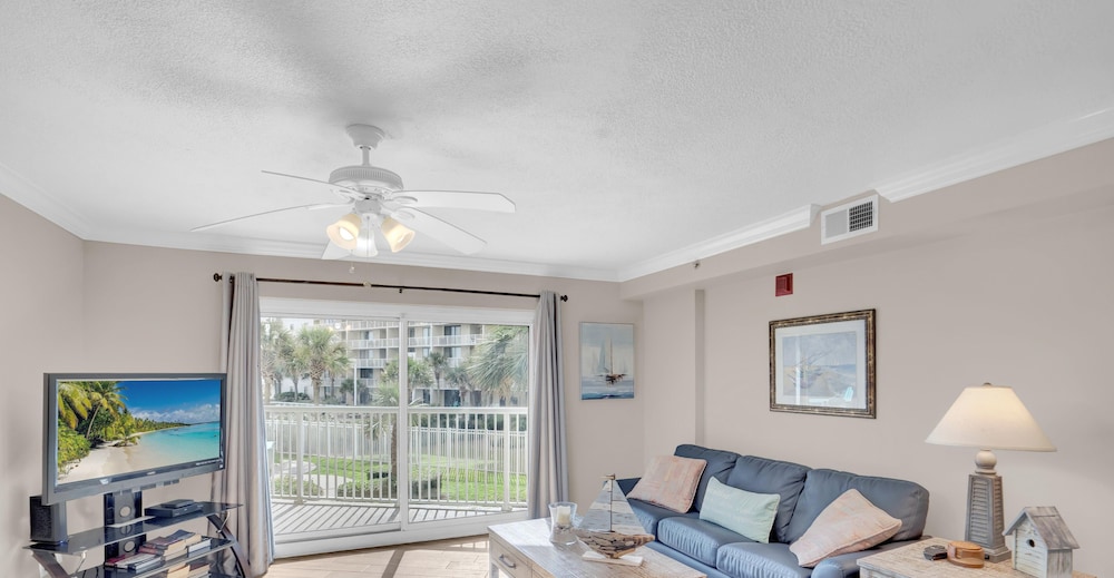 Tradewinds 106