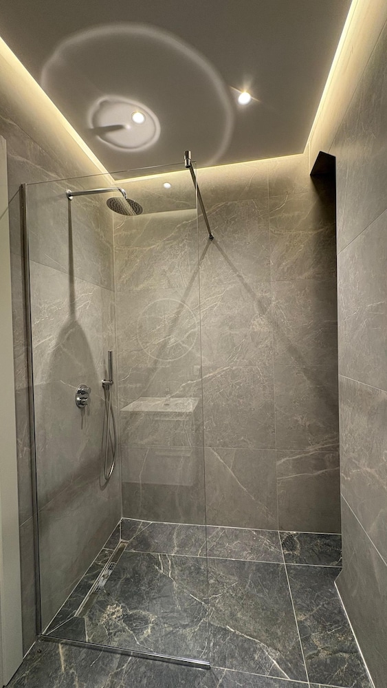 Blue Boutique Apartments 3