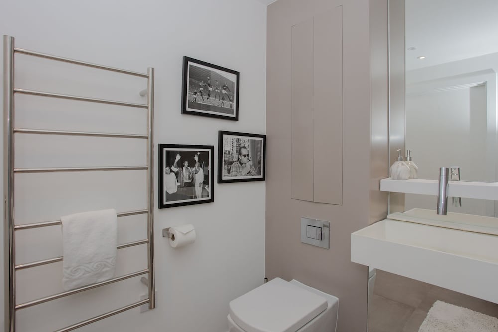 Contemporary 1 Bedroom Apartment in South London
