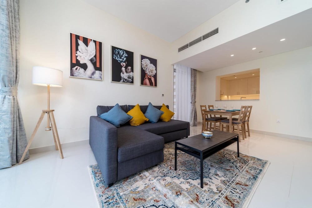 1BR Apt Brand New Spectacular Views Downtown
