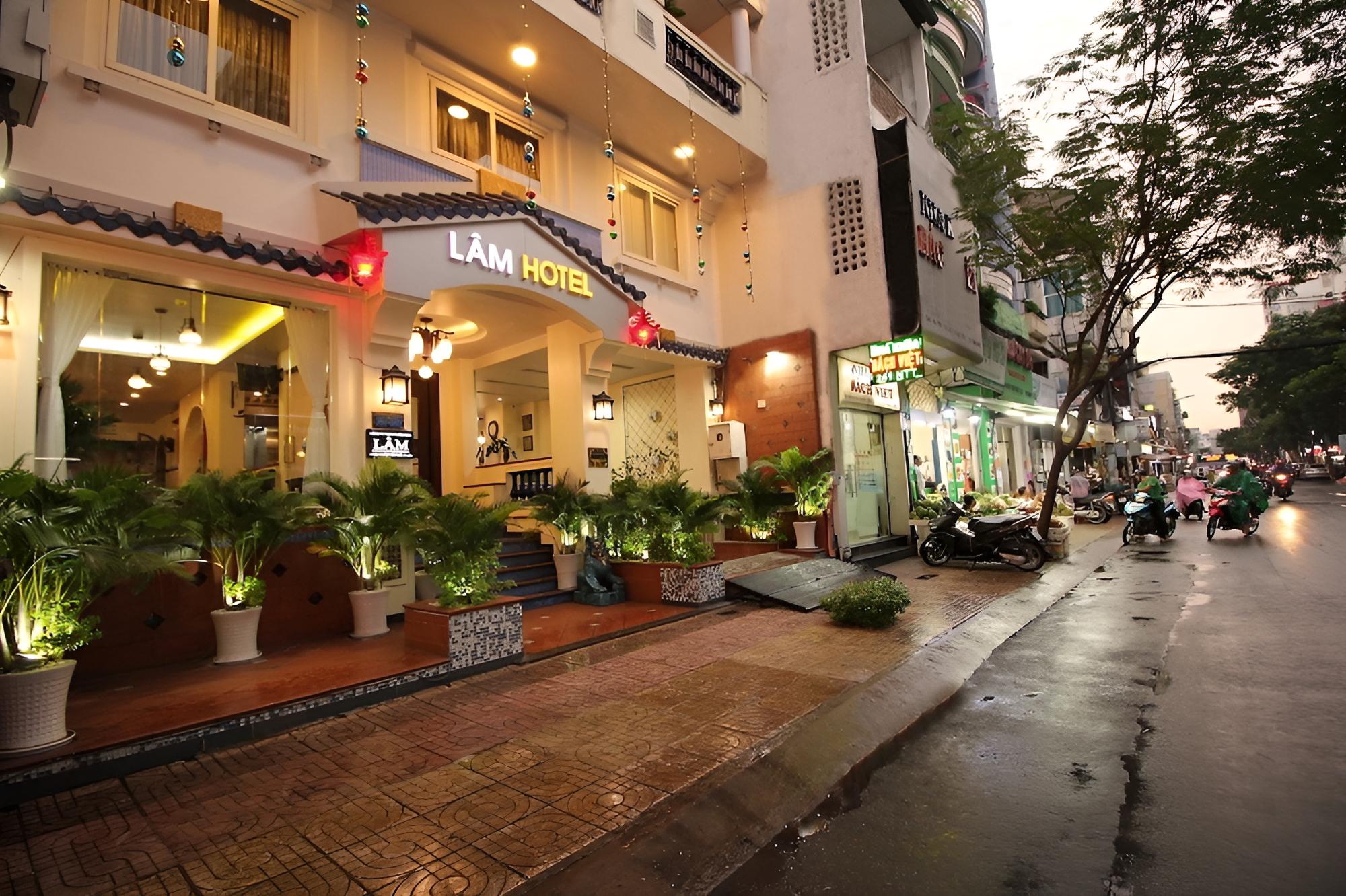 Lam Hotel