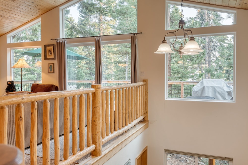 Tahoe Vista by Avantstay Central Location Patio