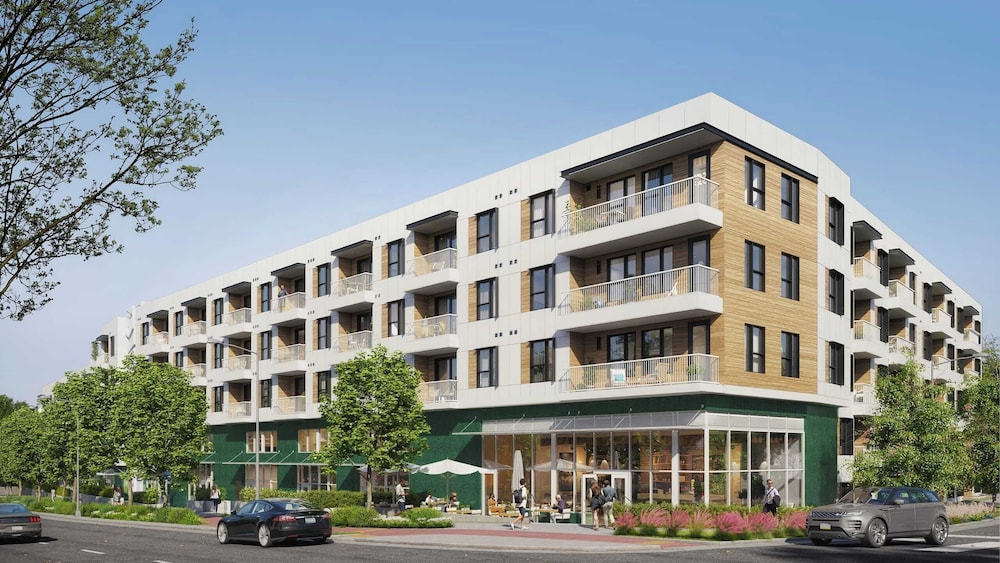 South Lamar Stay for 22 Guests Resort-style Pool, Bar, Dining, Terrace The Code by Avantstay