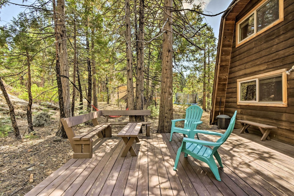 Charming Pinecrest Cabin w/ Private Deck view 5