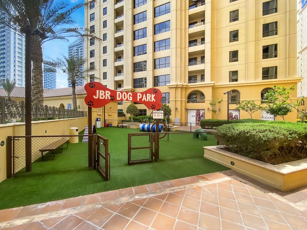 FAM Living- JBR Shams 1
