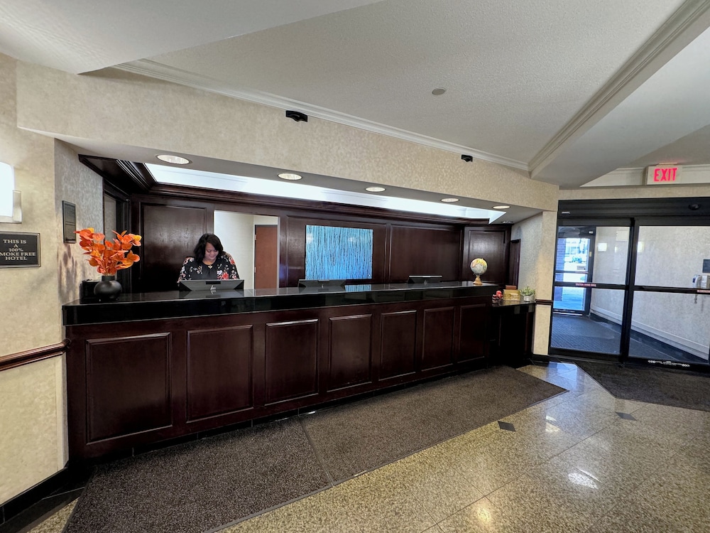 Hotel Troy Inn & Suites By Ihg