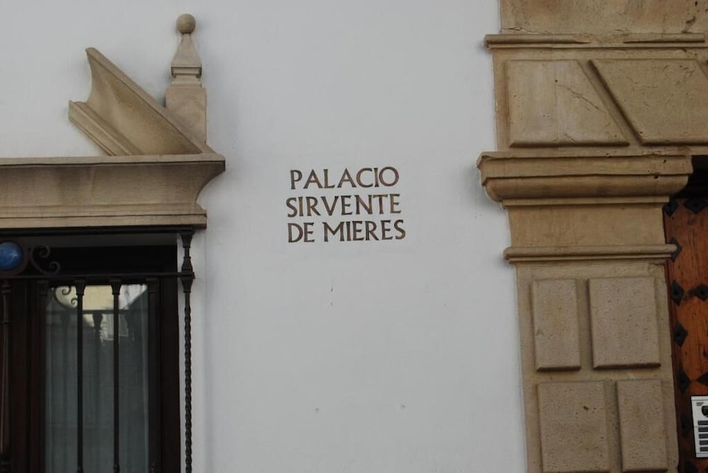 Palacio Sirvente de Mieres view 5