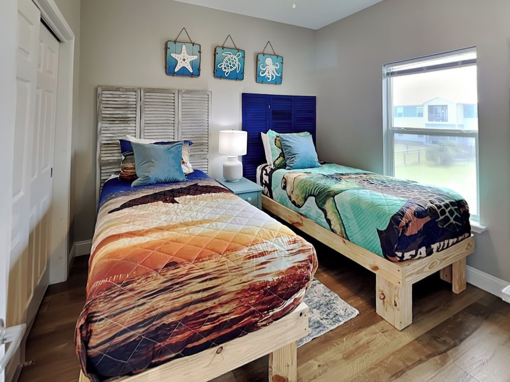 Inn at Bleu Estuary by Miss Kitty’s