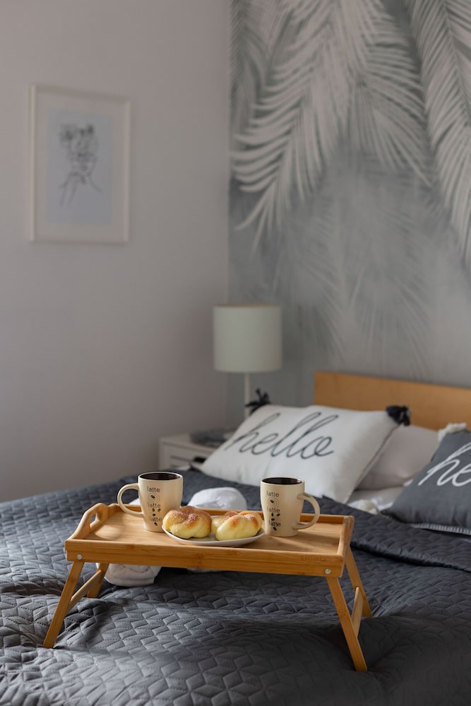 Warsaw Glebocka Apartment by Renters view 3