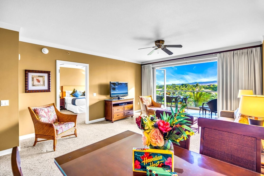 Honua Kai Konea 2 Free Rental Cars KBM Resorts Massive Lanai 2 Units, 3 Bedrooms Ml-1433
