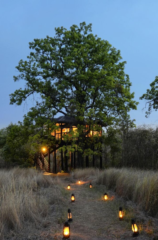 Pugdundee Safaris - Pench Tree Lodge