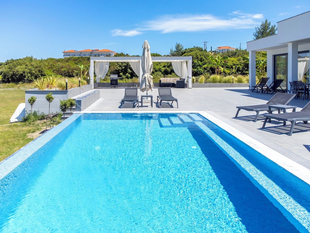 Continent Villas - Villa VIP