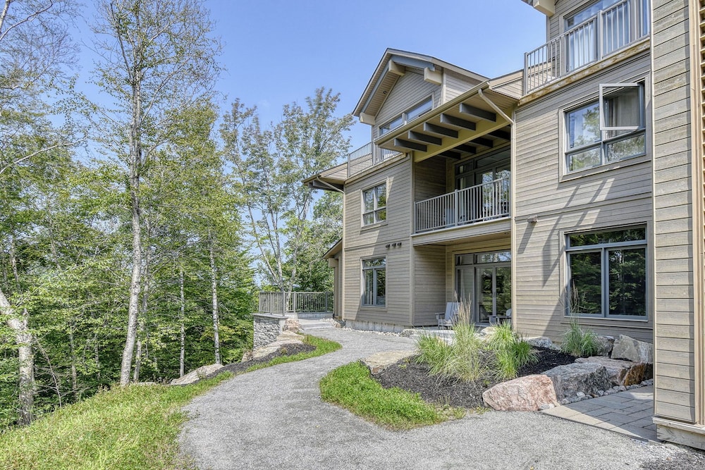 201 Verbier Building 7 - Image 1