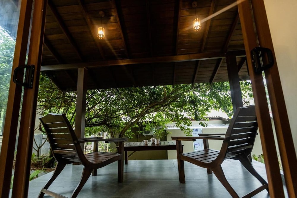 Nature Surf Villas