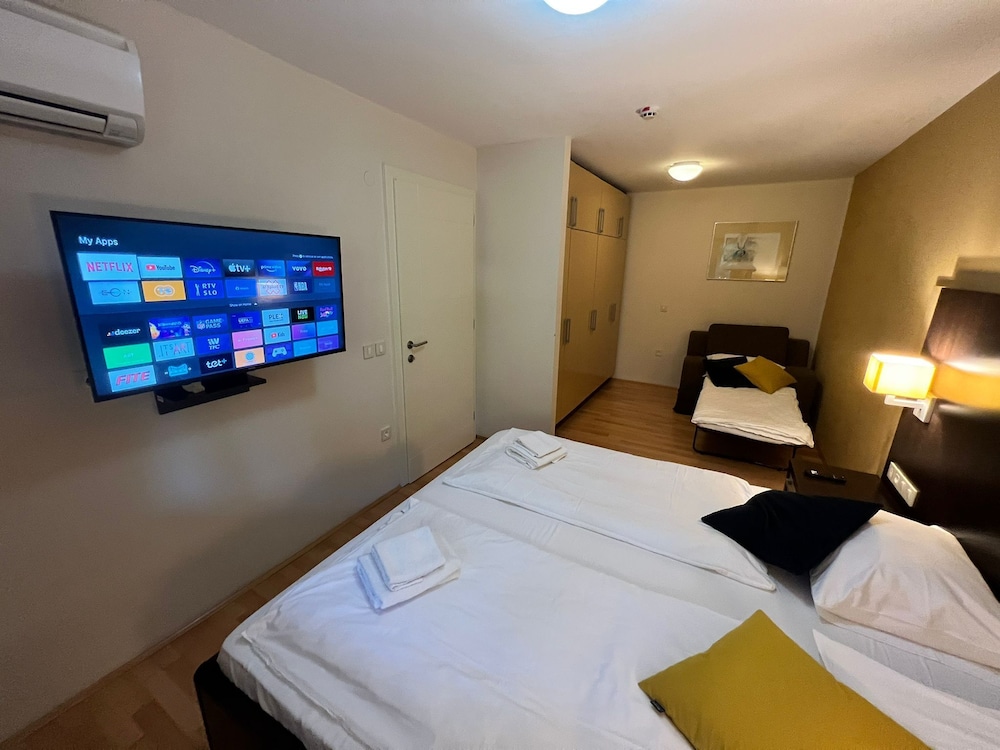 Marina Portorož Family Friendly Apartment 1