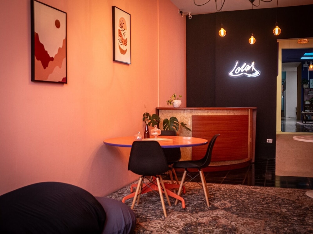 Hotel Lolas - Image 1