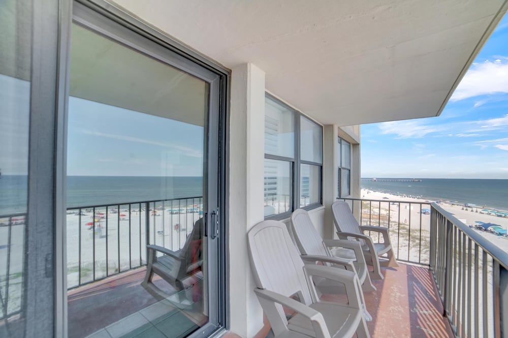 Gulf House 401