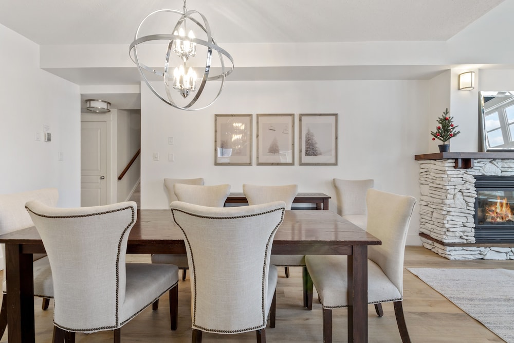 Rivergrass Condos