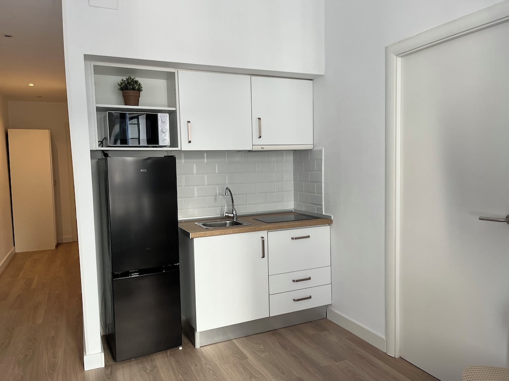 Apartamentos Express by gaiarooms