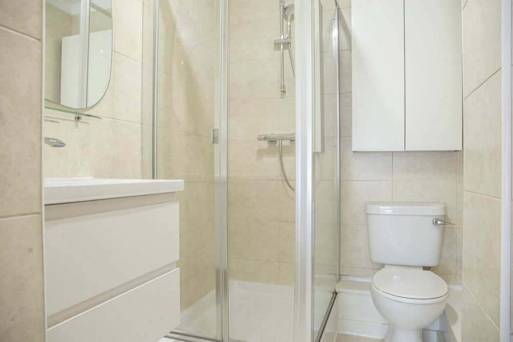 Modern Wandsworth Apartment