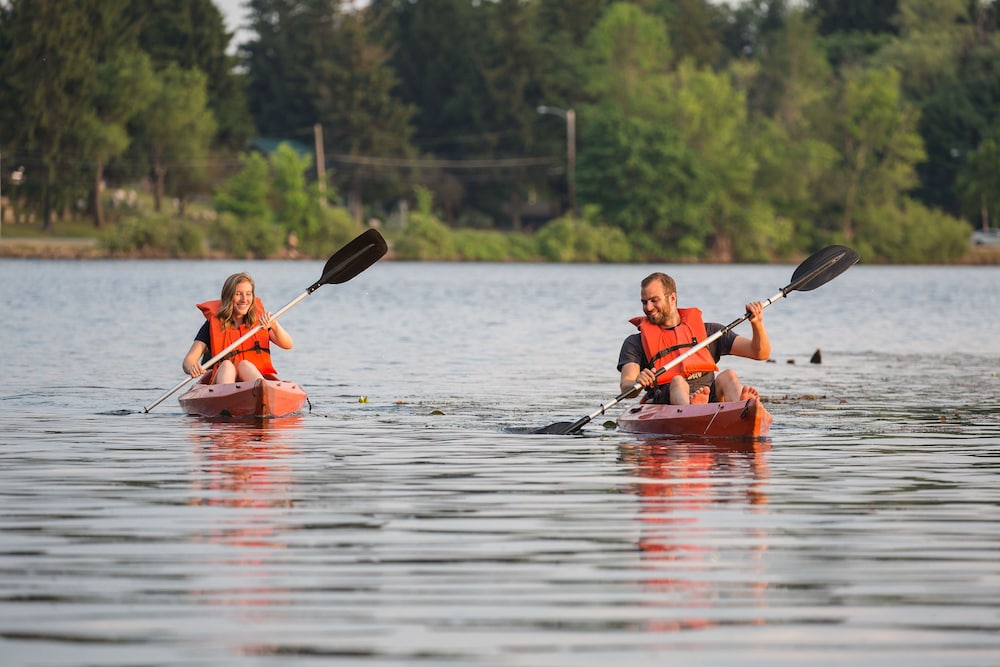 Edinboro Lake Resort Cabins