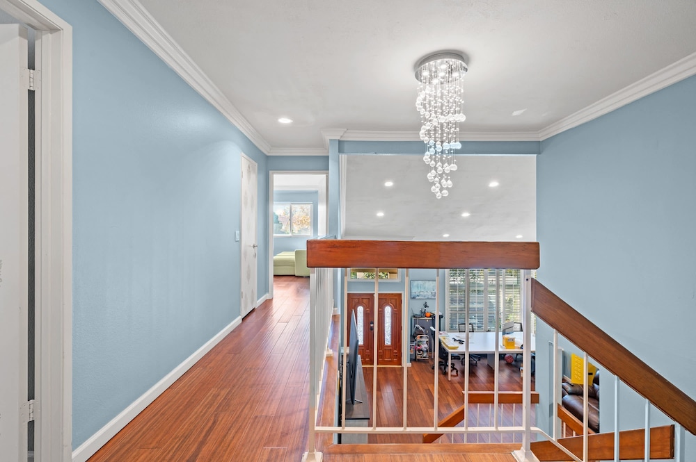Spacious 4BR Family Retreat w Private Pool