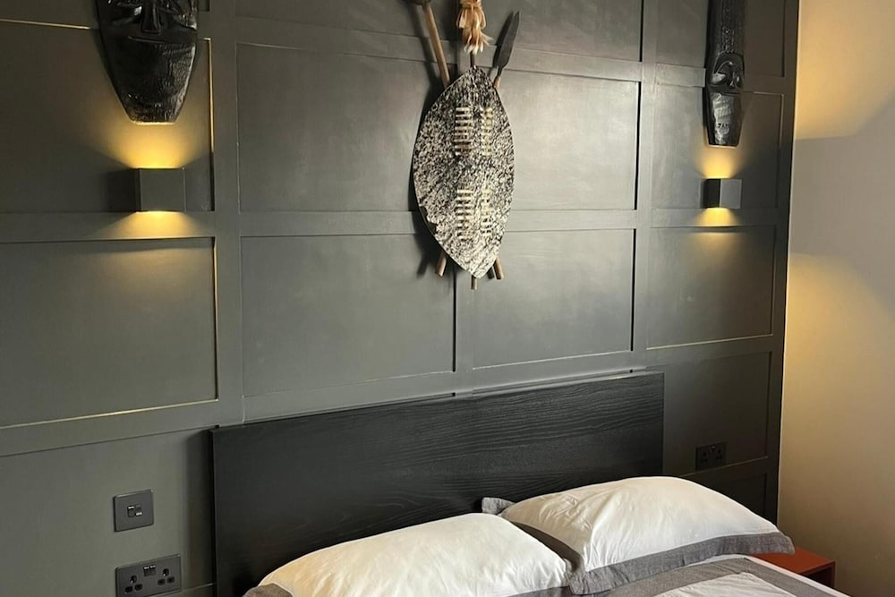 London - Modern 2 Bedroom Apartment