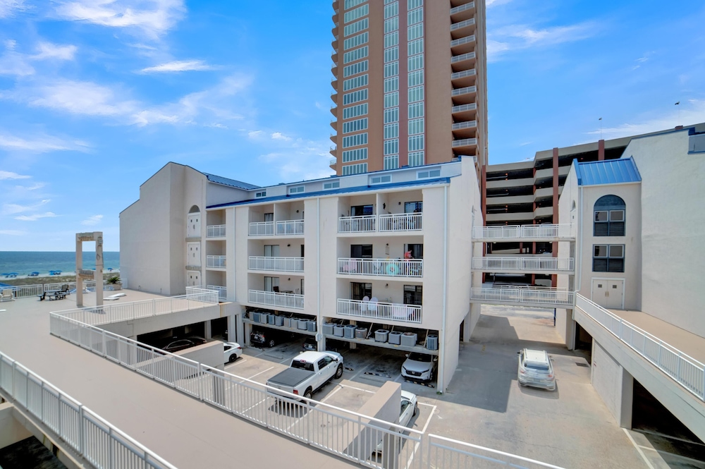 Sugar Beach 230