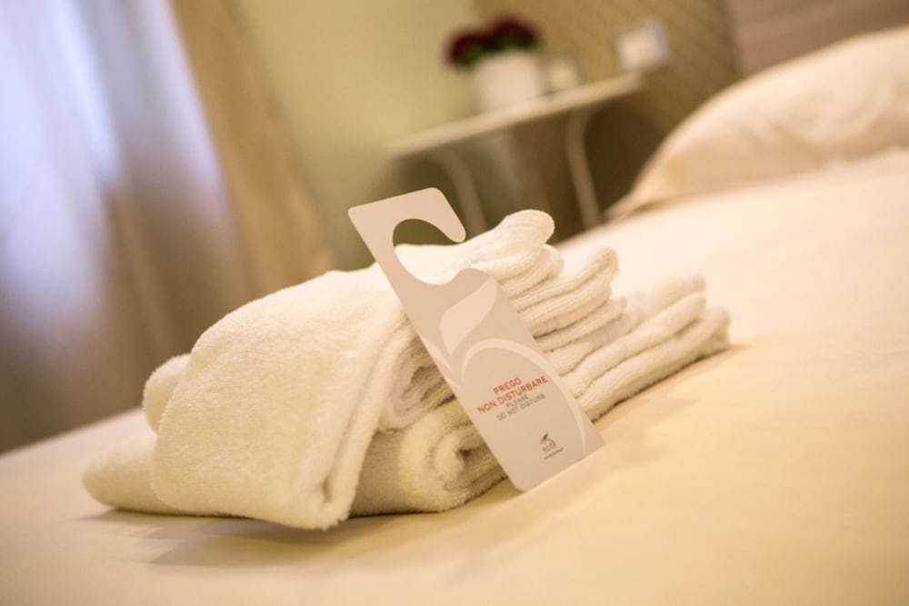 Mikale Rooms