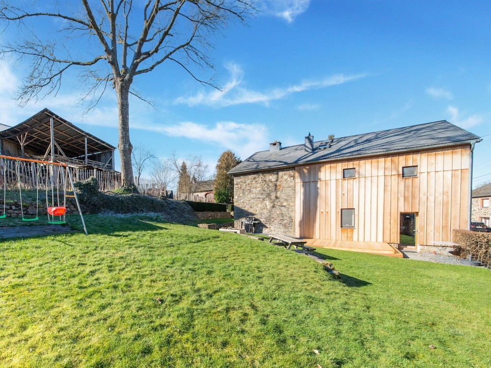 Holiday Home in Vielsalm With Bubble Bath