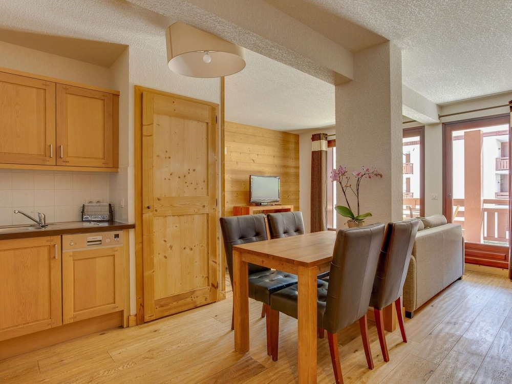 Apartment in Savoyard Mountain Village
