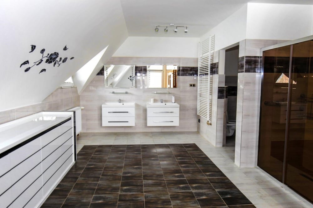 Villa in Frenstat Near Ski Resorts & Jacuzzi