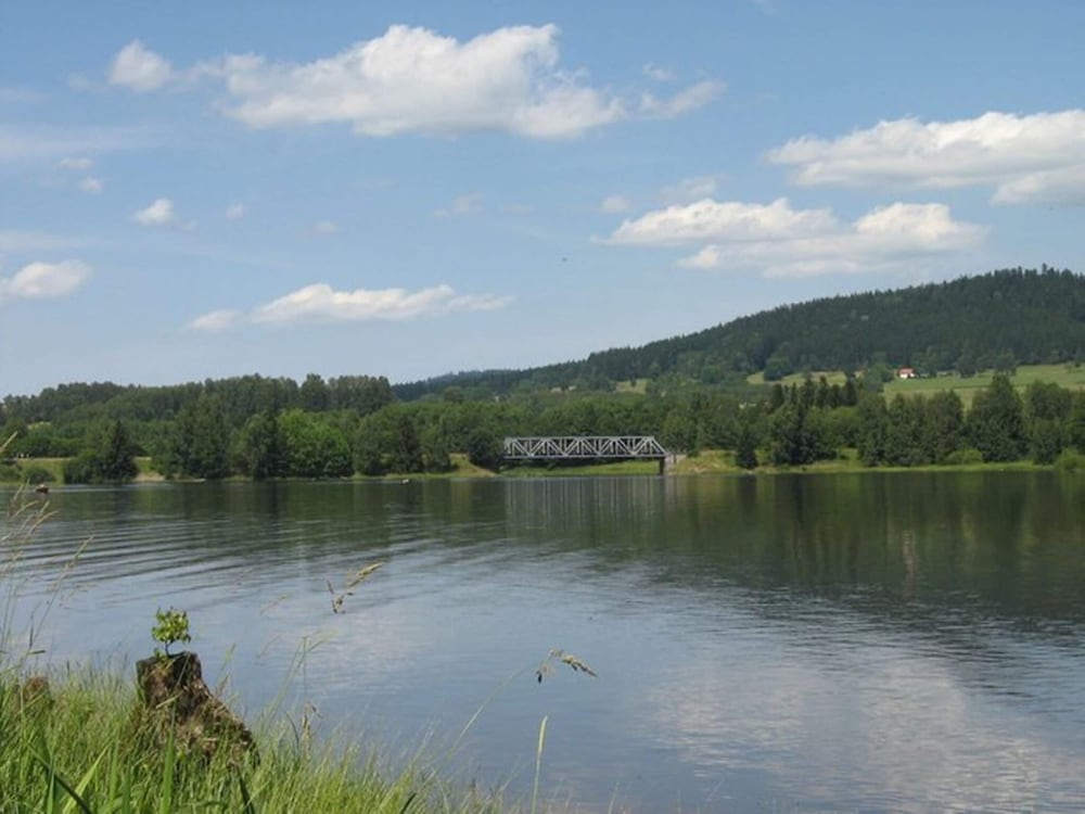 Modish Apartment in Nova Pec Near Lake