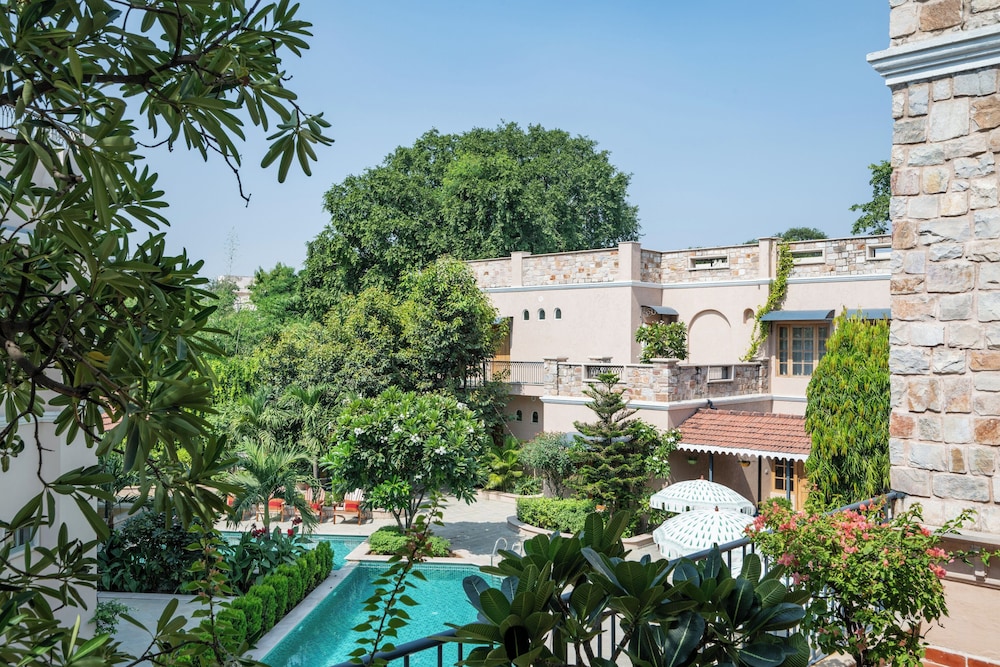 Niravi Jaipur