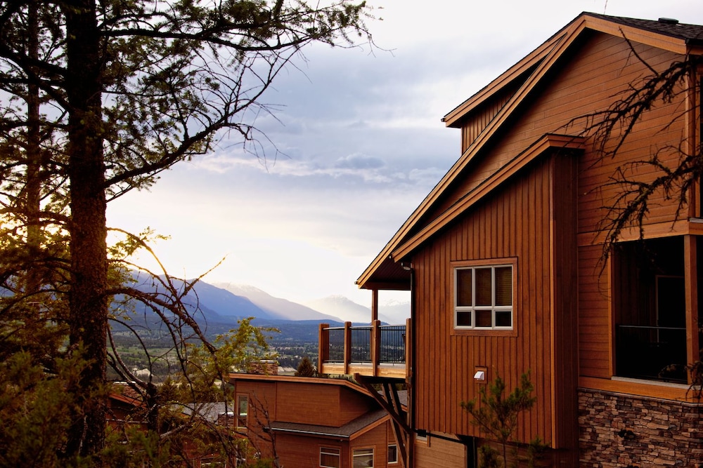 Fairmont Creek Property Rentals The Residences