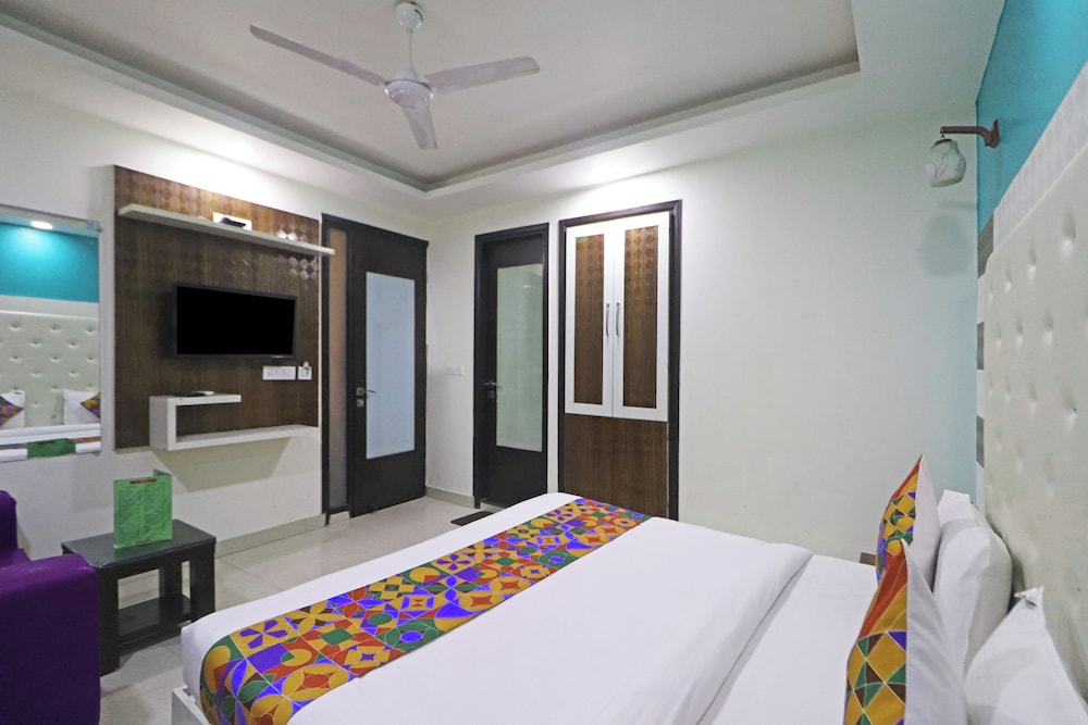 Hotel Smart Inn Mahipalpur Delhi Airport