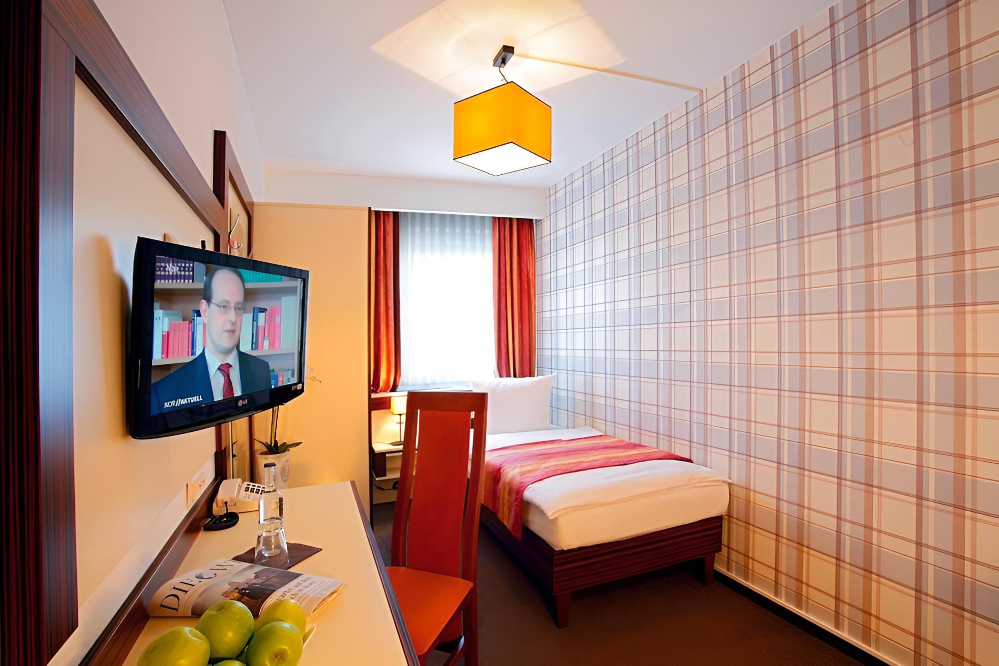 Centro Hotel Norderstedter Hof by INA - Property Image 9