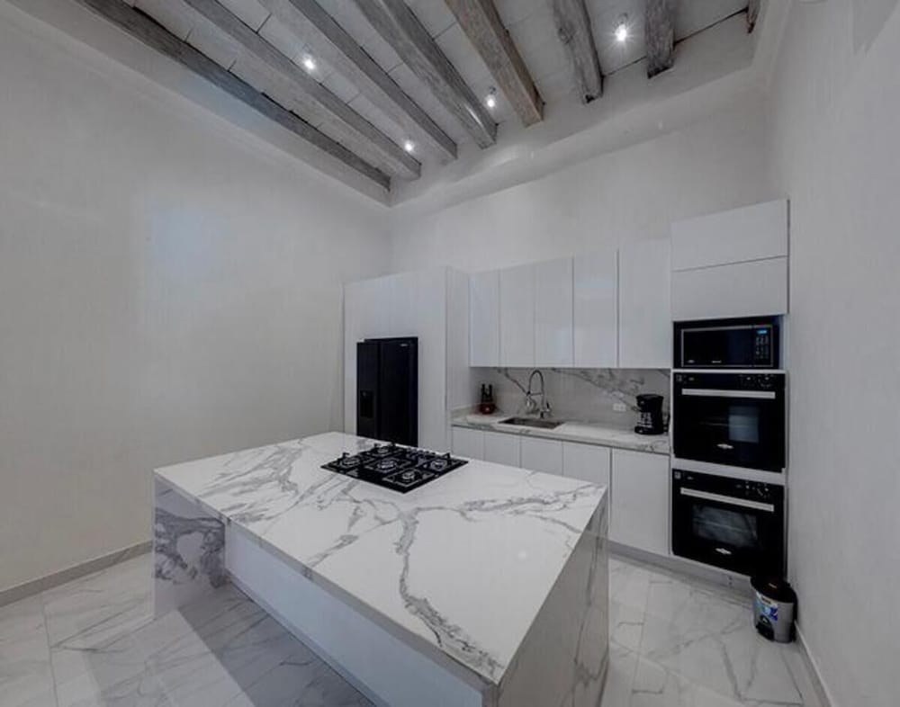 Upper House - Property Image 6