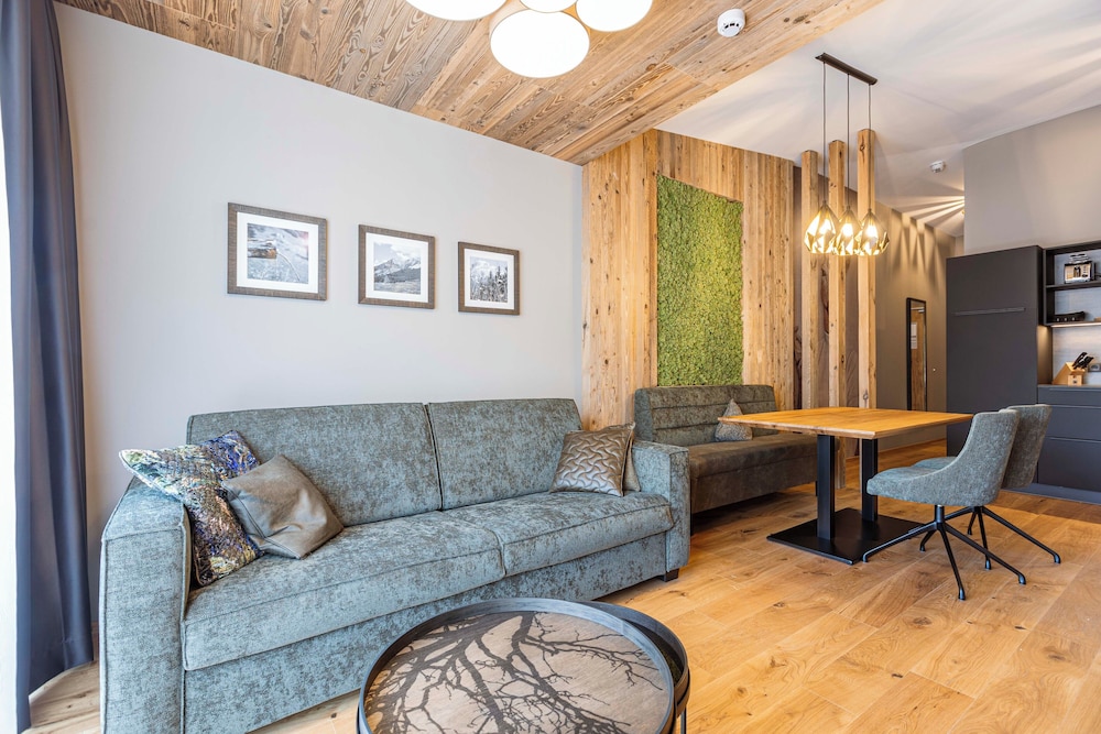Zillertal Suites Fügen by ALPS RESORTS