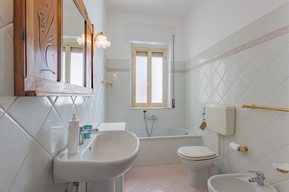 Tennis Flat With Sea View by Wonderful Italy