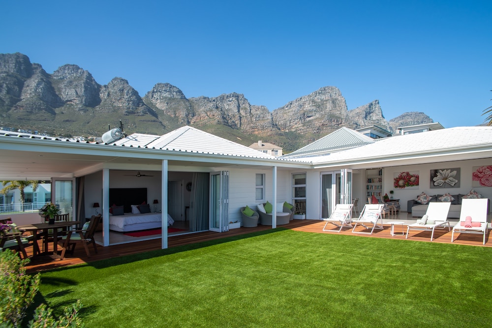Funkey Villas