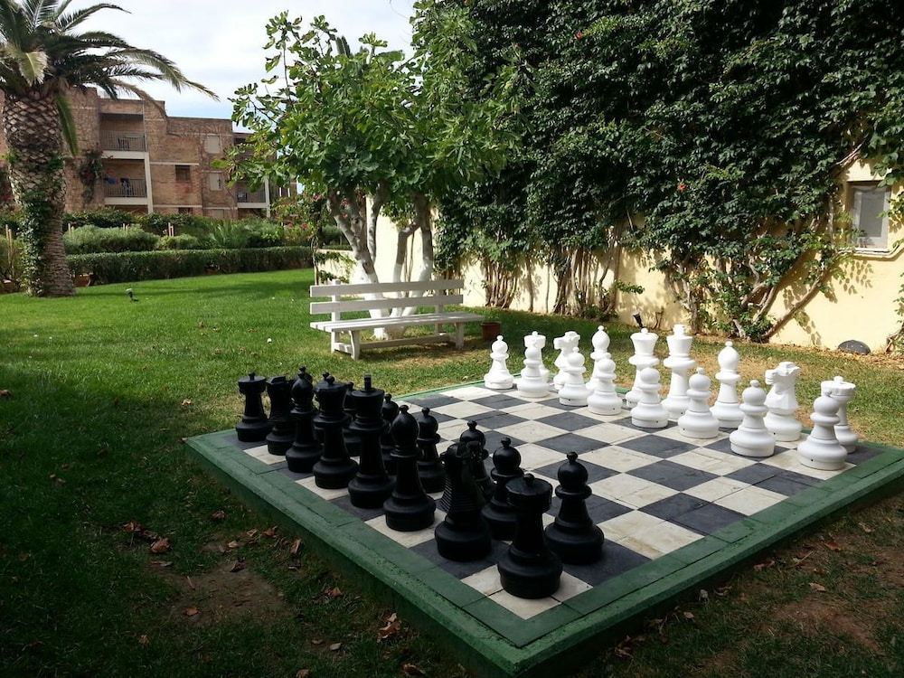 Photo 33
