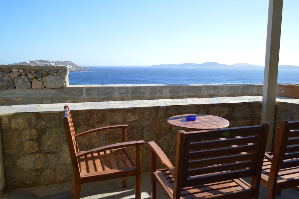 Panthea Residence photo 5