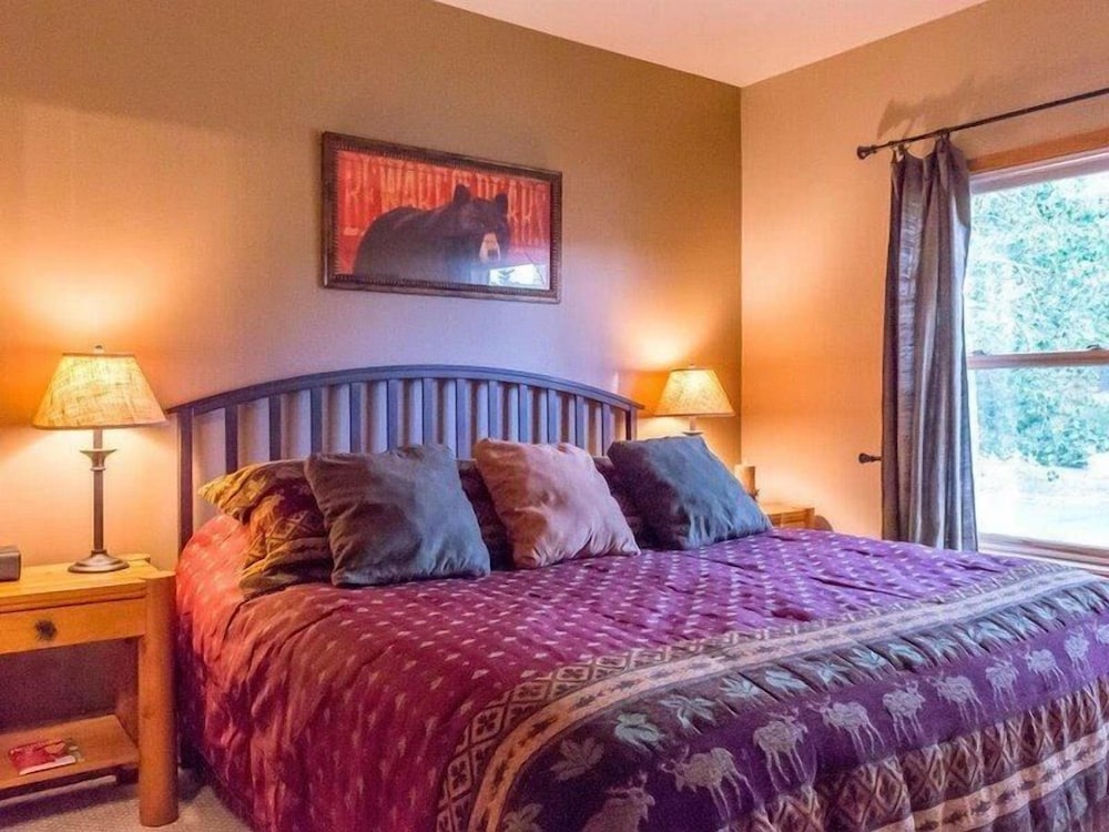 Snake River Village 3 Bedroom Apartment by Key to the Rockies