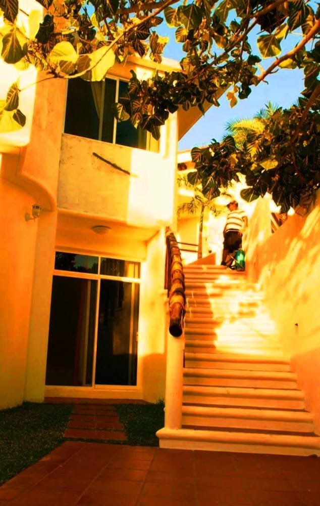 Villa Paraiso Res. Conejos