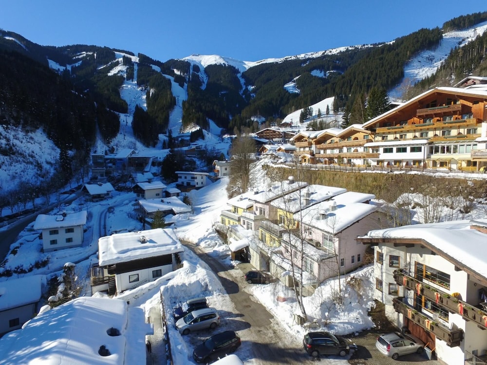 Apartment Summer Winter Fun II - 200 m From ski