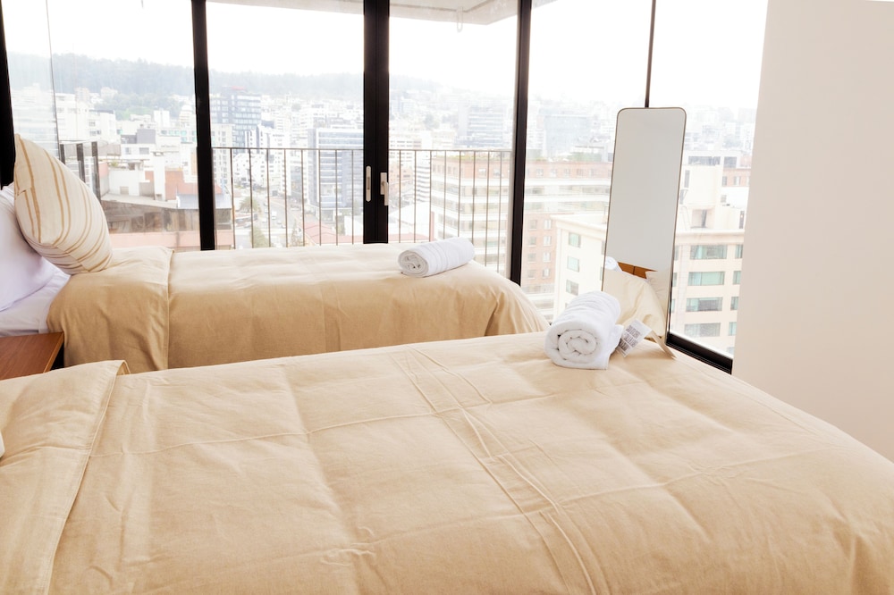 Top Rentals Qorner
