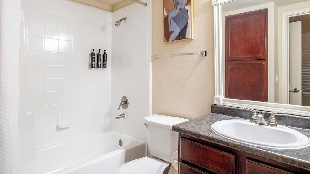 Landing Furnished Apartments Northwest Houston